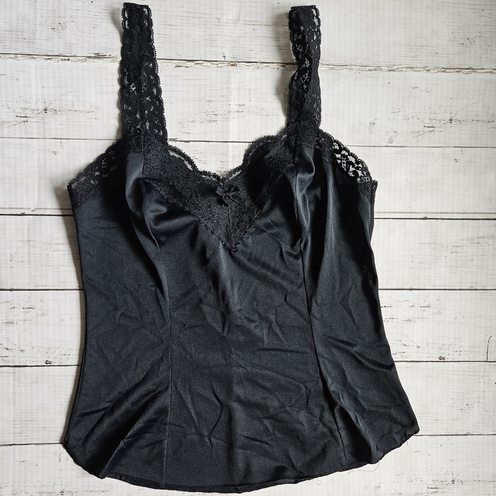 Vintage Olga Black Lace Camisole Size Small‎ 90s Lingerie baby doll Boudoir Y2K